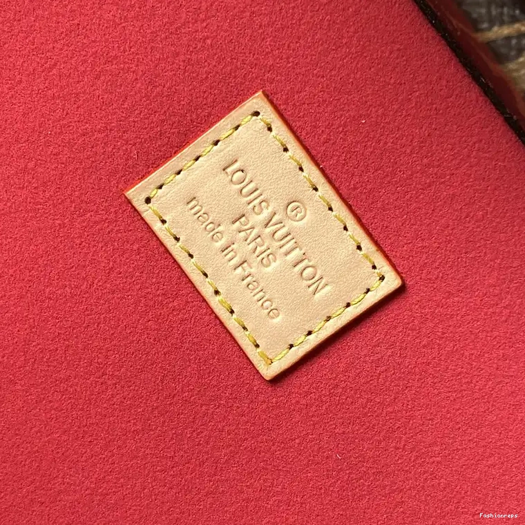 Fashionreps Bags 2406YA0132 LV 0817